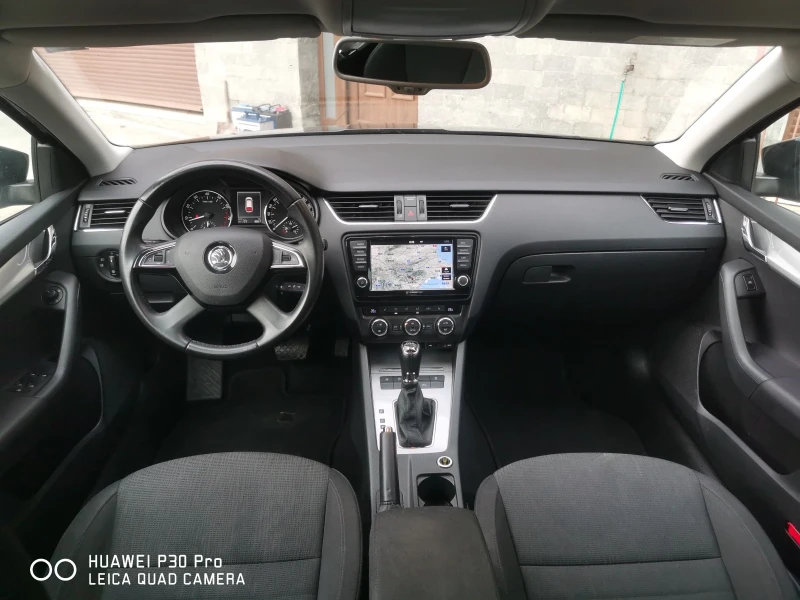 Skoda Octavia 1.8TSi 4x4 Нов внос от Швейцария , снимка 14 - Автомобили и джипове - 48590292