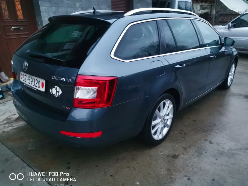 Skoda Octavia 1.8TSi 4x4 Нов внос от Швейцария , снимка 5 - Автомобили и джипове - 48590292