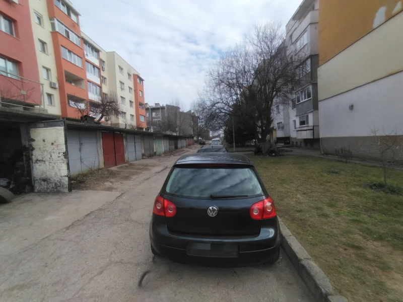 VW Golf 1.9 TDI 90, снимка 2 - Автомобили и джипове - 48786996