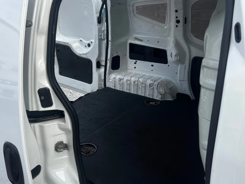 Fiat Fiorino ЛИЗИНГ-КЛИМА, снимка 12 - Автомобили и джипове - 50750072