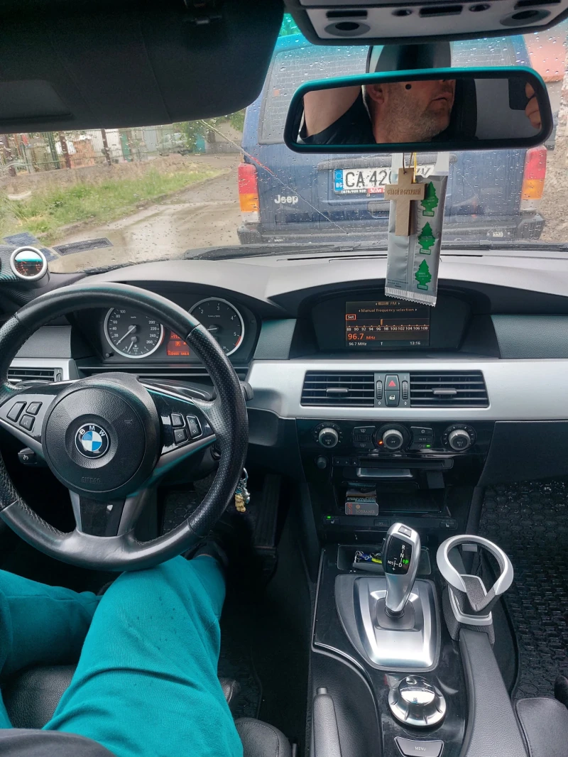 BMW 535 Колата е в топ състояние, снимка 3 - Автомобили и джипове - 52702792