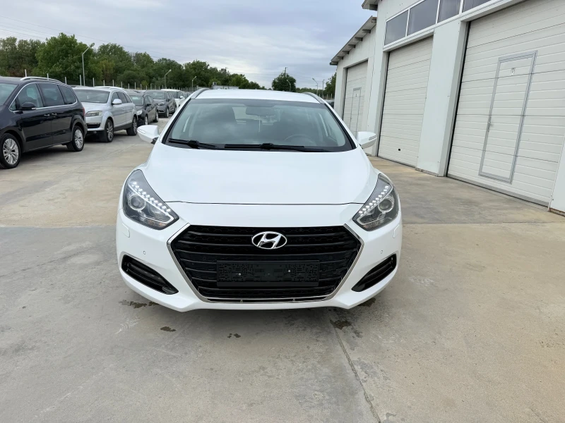 Hyundai I40 1.7crdi * Led* Navi* Facelife* UNIKAT, снимка 12 - Автомобили и джипове - 51857428