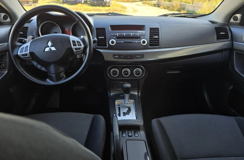 Mitsubishi Lancer 1.8i АВТОМАТИК, снимка 9 - Автомобили и джипове - 52190153