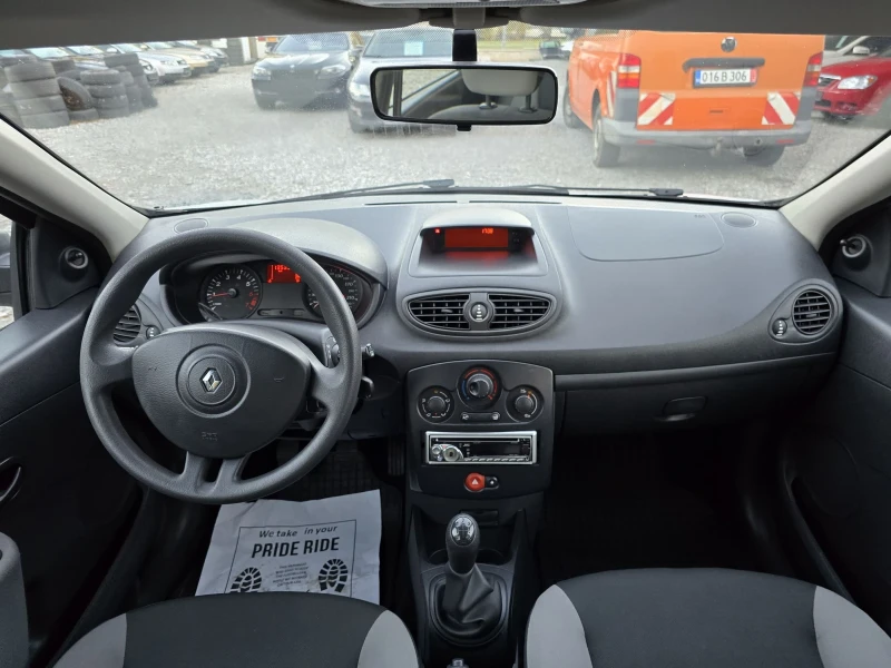 Renault Clio 1.2i FACELIFT , снимка 10 - Автомобили и джипове - 52300110