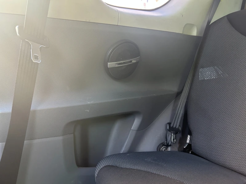 Toyota Aygo, снимка 10 - Автомобили и джипове - 52446762