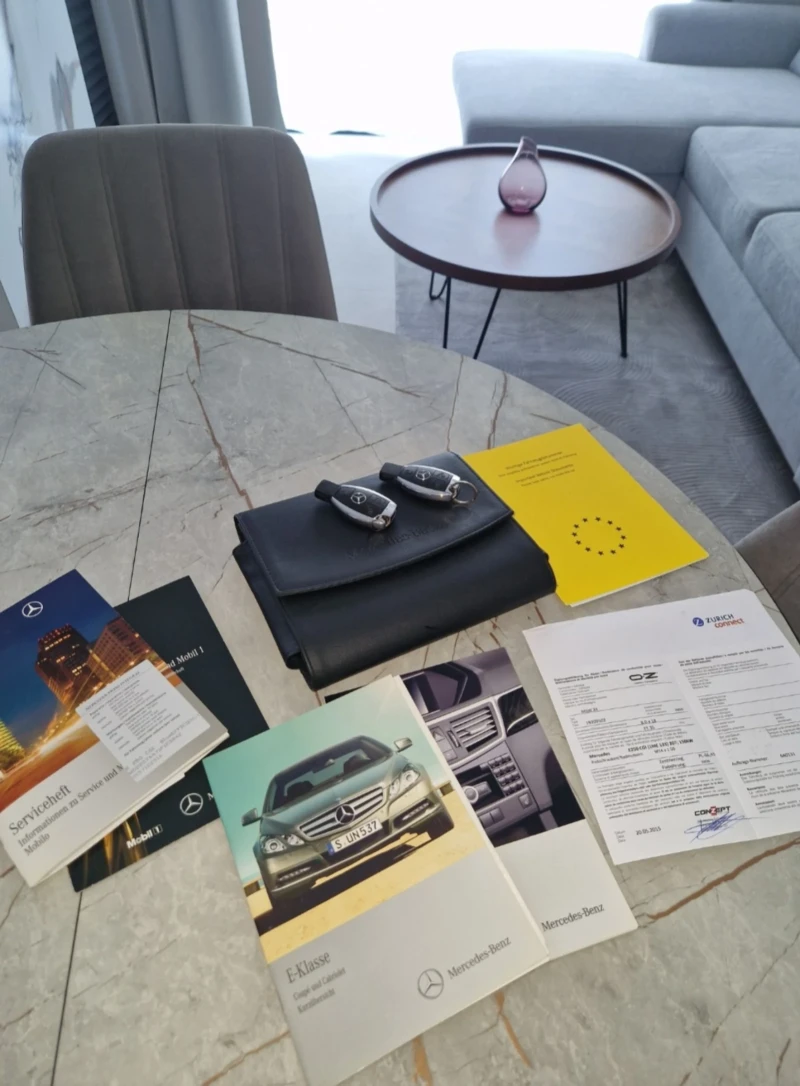 Mercedes-Benz E 250 CGI SWISS , снимка 11 - Автомобили и джипове - 53142299