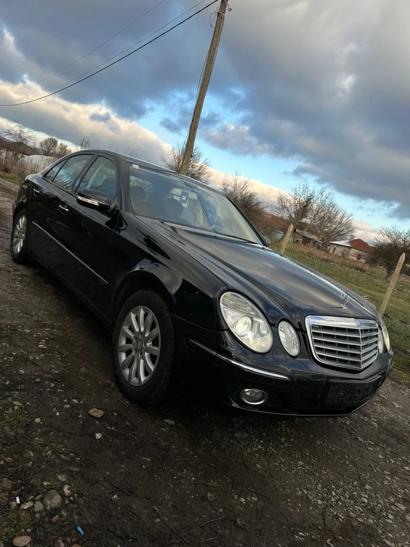 Mercedes-Benz E 280 4MATIC FACELIFT TOP, снимка 3 - Автомобили и джипове - 53285188