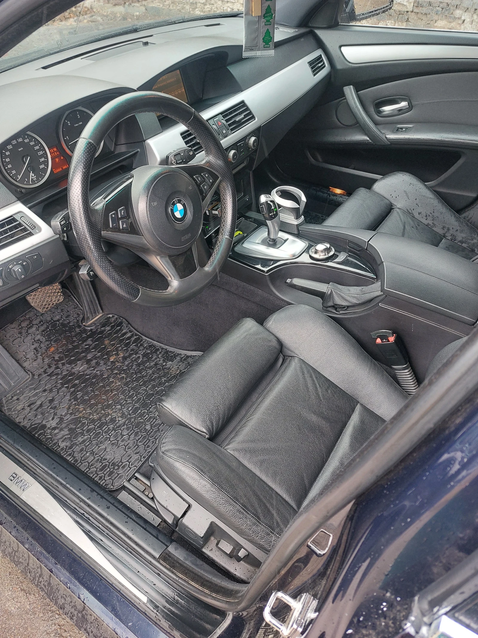 BMW 535 Колата е в топ състояние, снимка 1