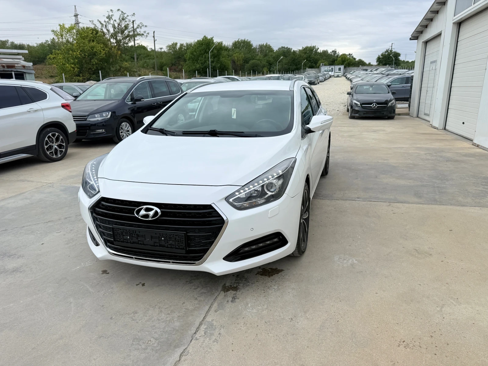Hyundai I40 1.7crdi * Led* Navi* Facelife* UNIKAT, снимка 1
