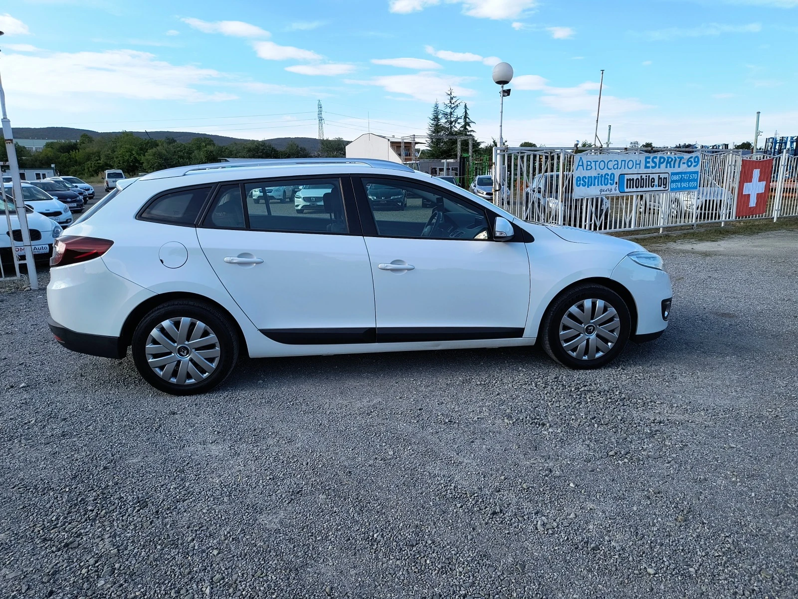 Renault Megane 1.5-110 КС 6 ск NAVI * ЕКСКЛУЗИВ*  - изображение 4