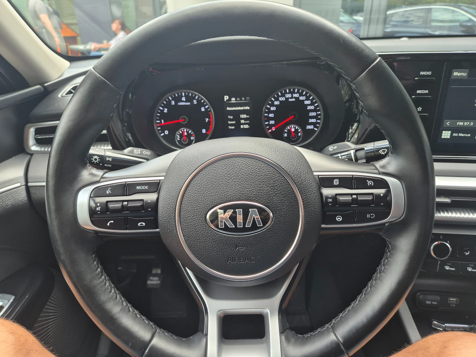 Kia K5 2.0 cm3 LPG - изображение 10