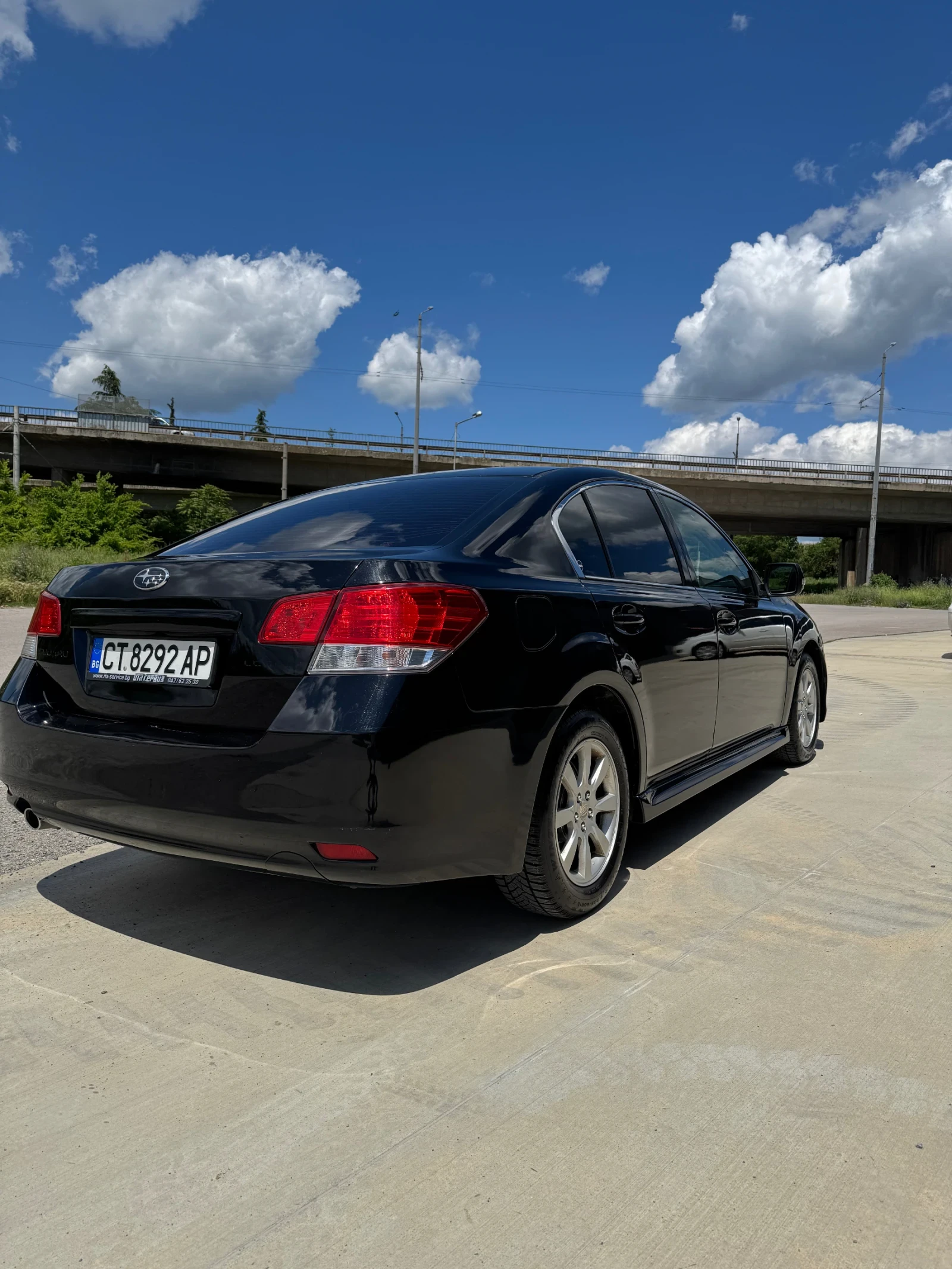 Subaru Legacy 2.0i - изображение 3