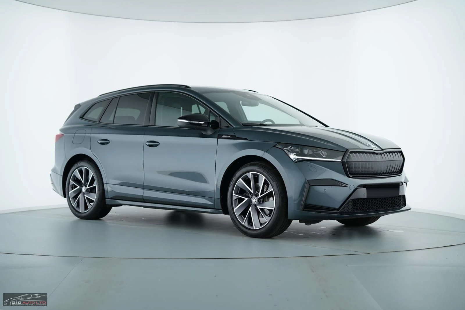 Skoda Enyaq IV60/179HP/SPORTLINE/CAM/AMBI/LED/NAVI/KLESS/576v - изображение 3