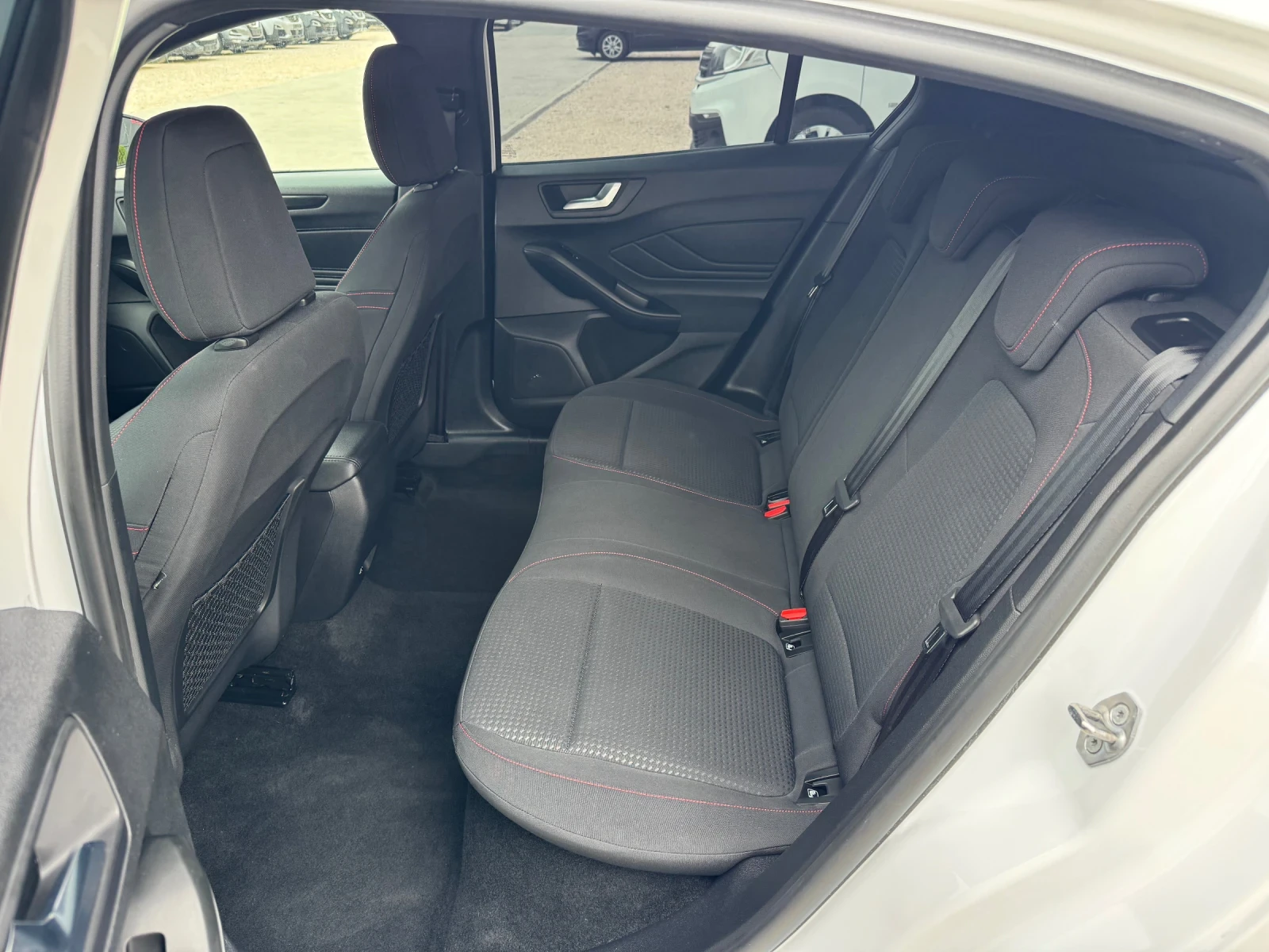 Ford Focus ST-LINE 1.5TDCI FULL | Mobile.bg � ����������� 15