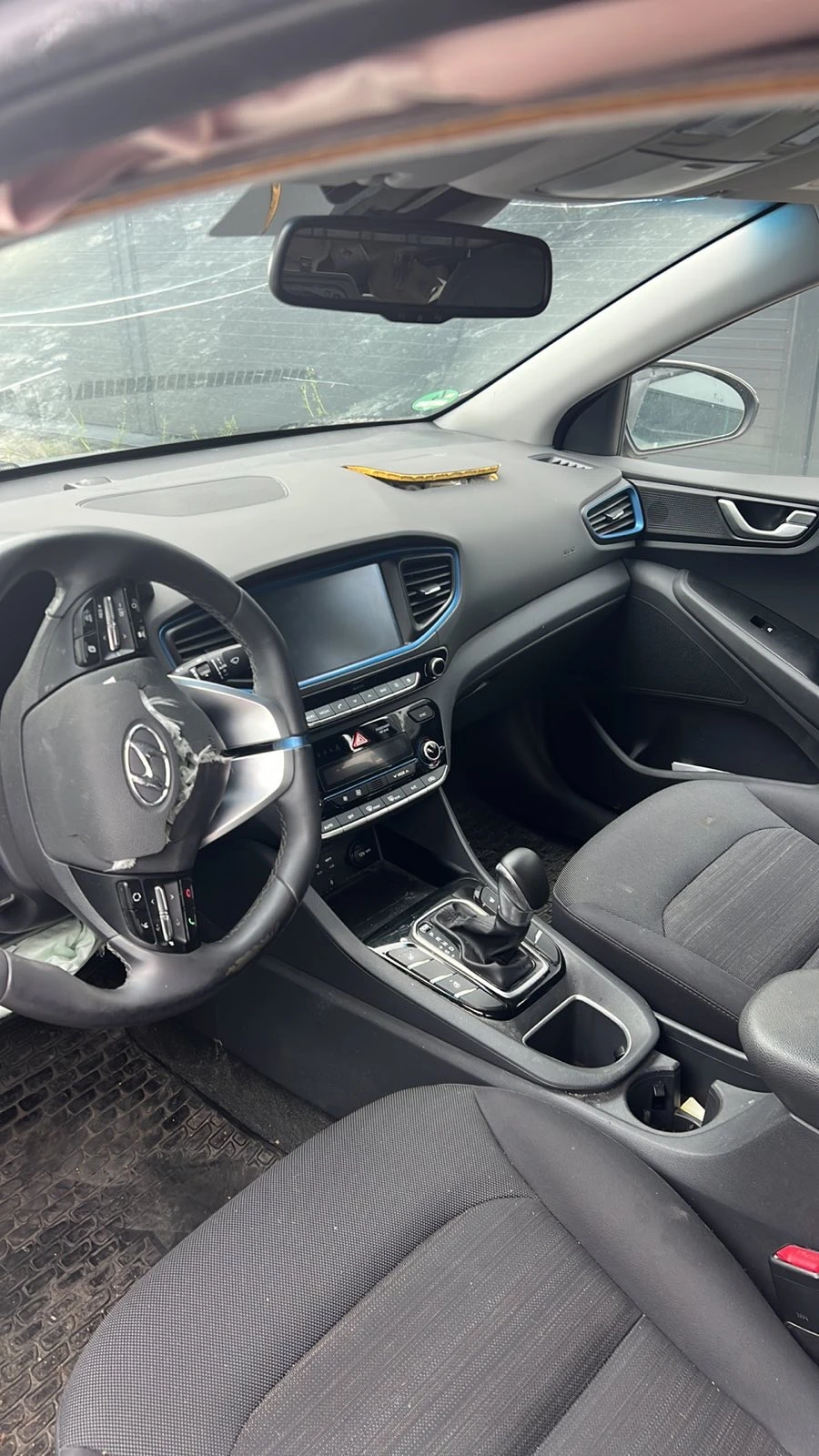 Hyundai Ioniq 1.6i-hybrid - изображение 9