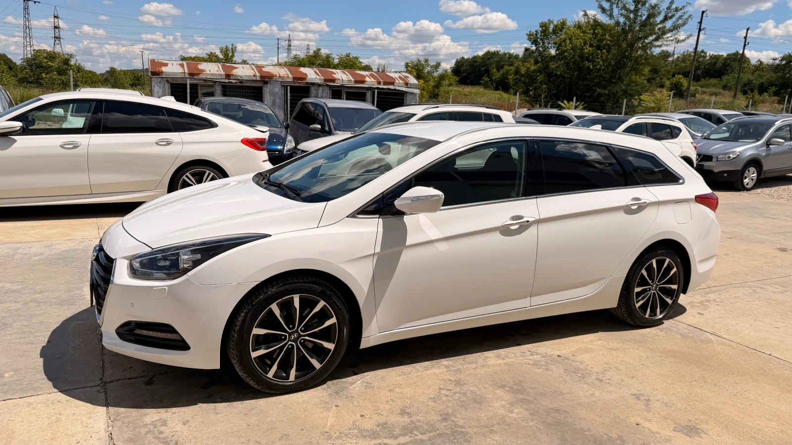 Hyundai I40 1.7crdi * Led* Navi* Facelife* UNIKAT, снимка 3 - Автомобили и джипове - 51857428