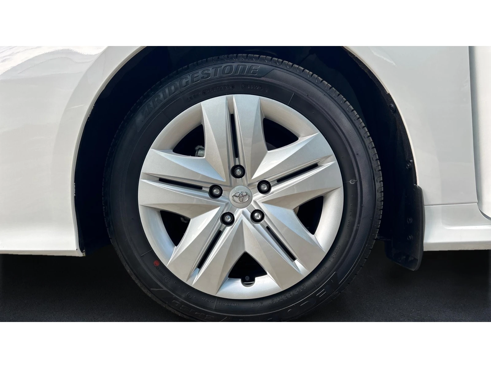 Toyota Corolla    386 . | Mobile.bg   16