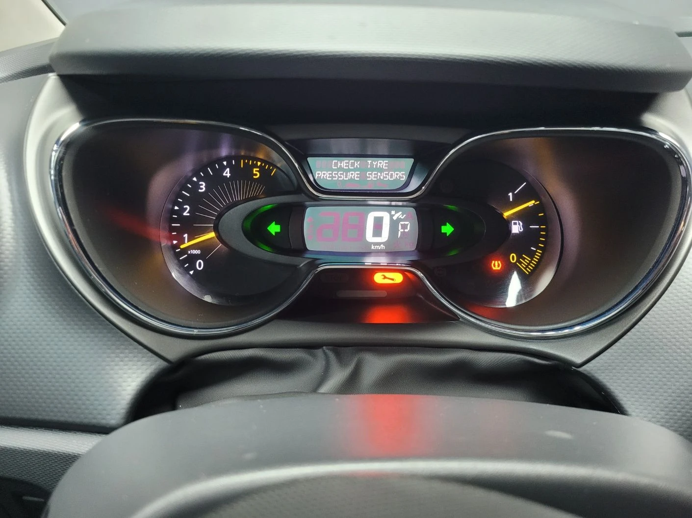 Renault Captur 1.5 DCI Renault Samsung   -   | Mobile.bg   12