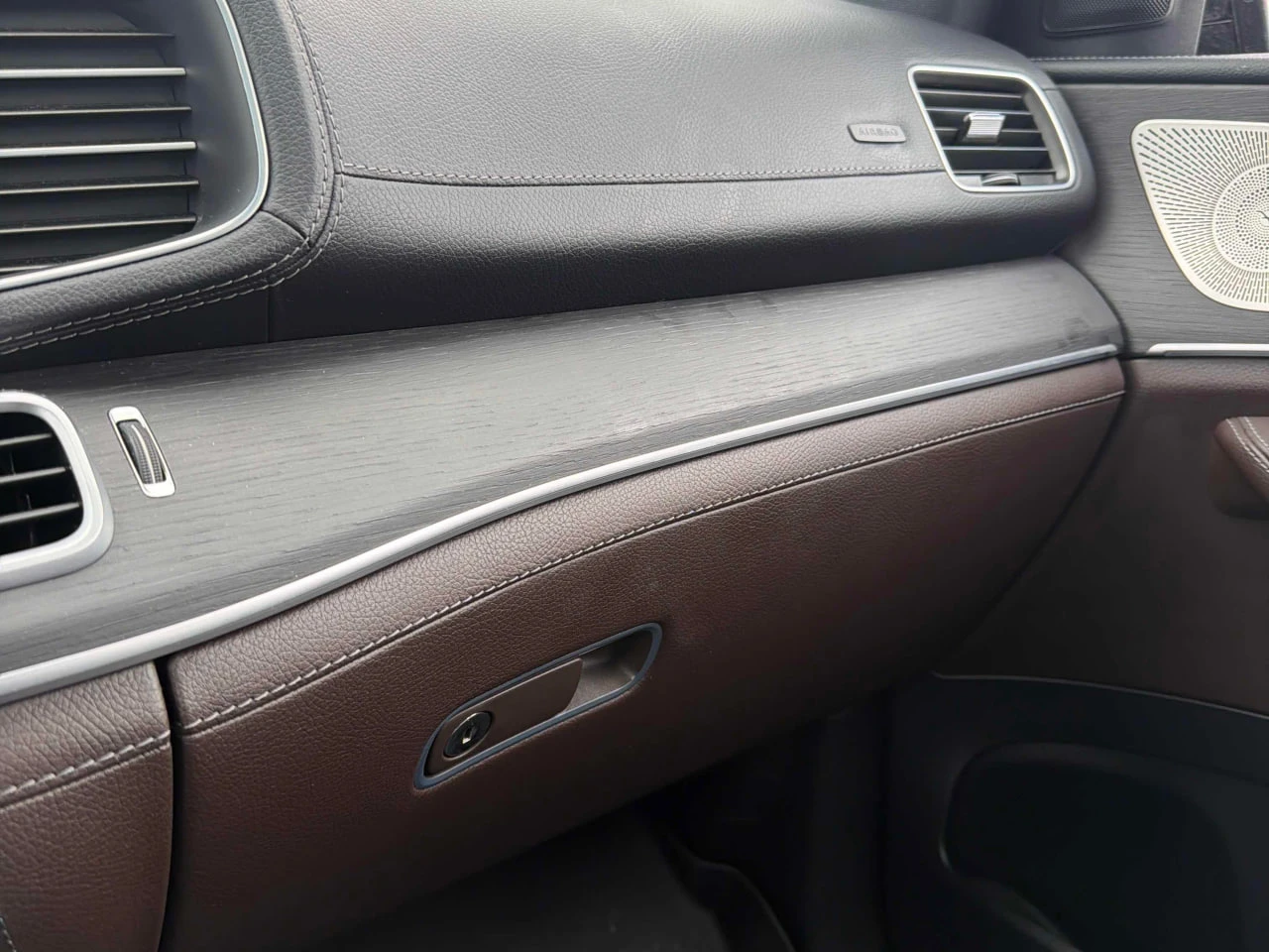 Mercedes-Benz GLE 450 4MATIC * NIGHT/AMG PACK* BURMASTER* ПАНОРАМА* 360* - изображение 10