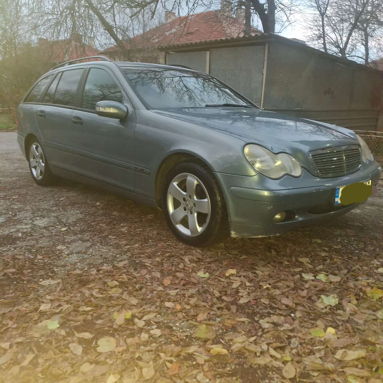Mercedes-Benz C 200, снимка 4 - Автомобили и джипове - 53718574