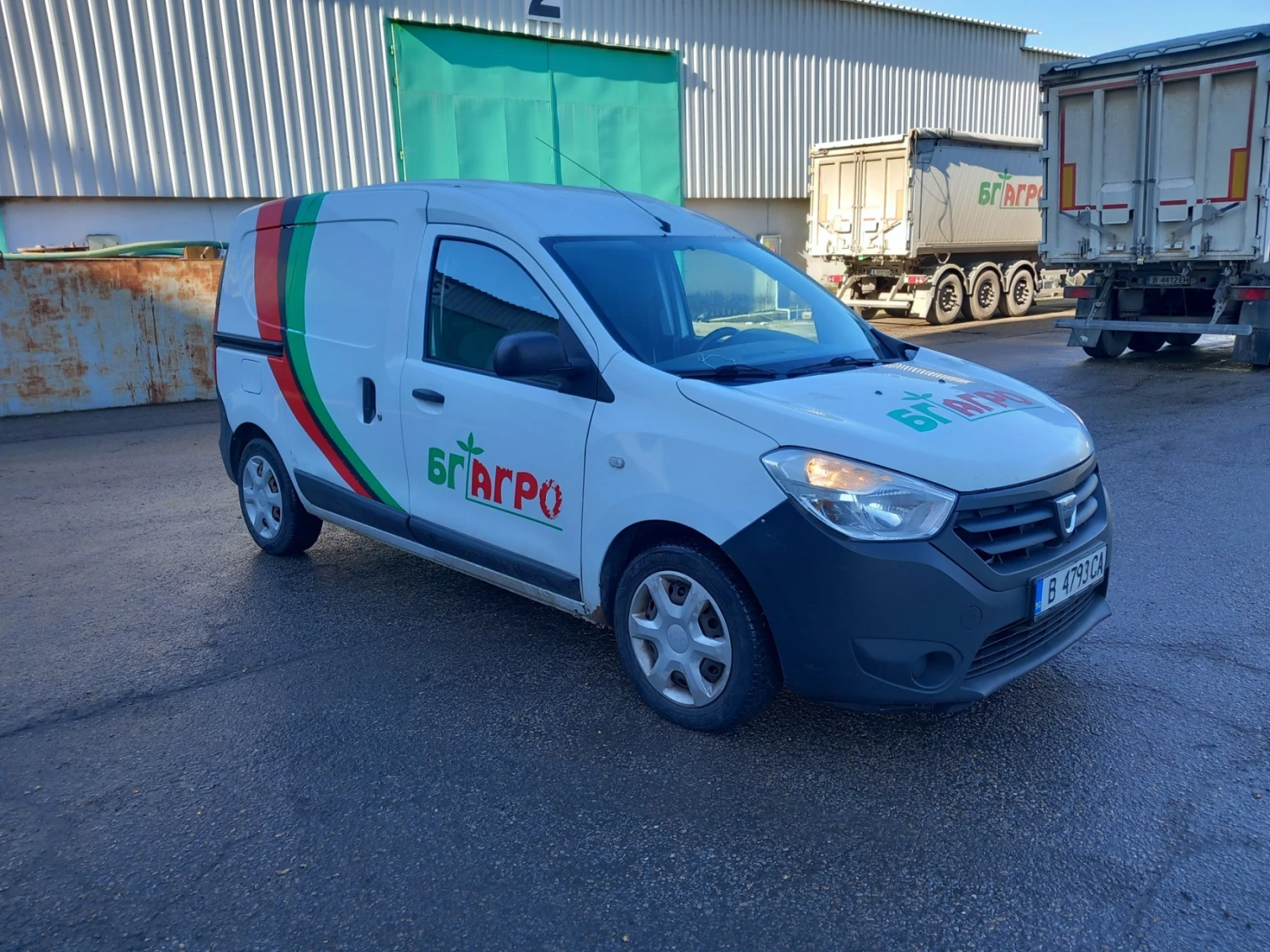 Dacia Dokker, снимка 2 - Автомобили и джипове - 53903499