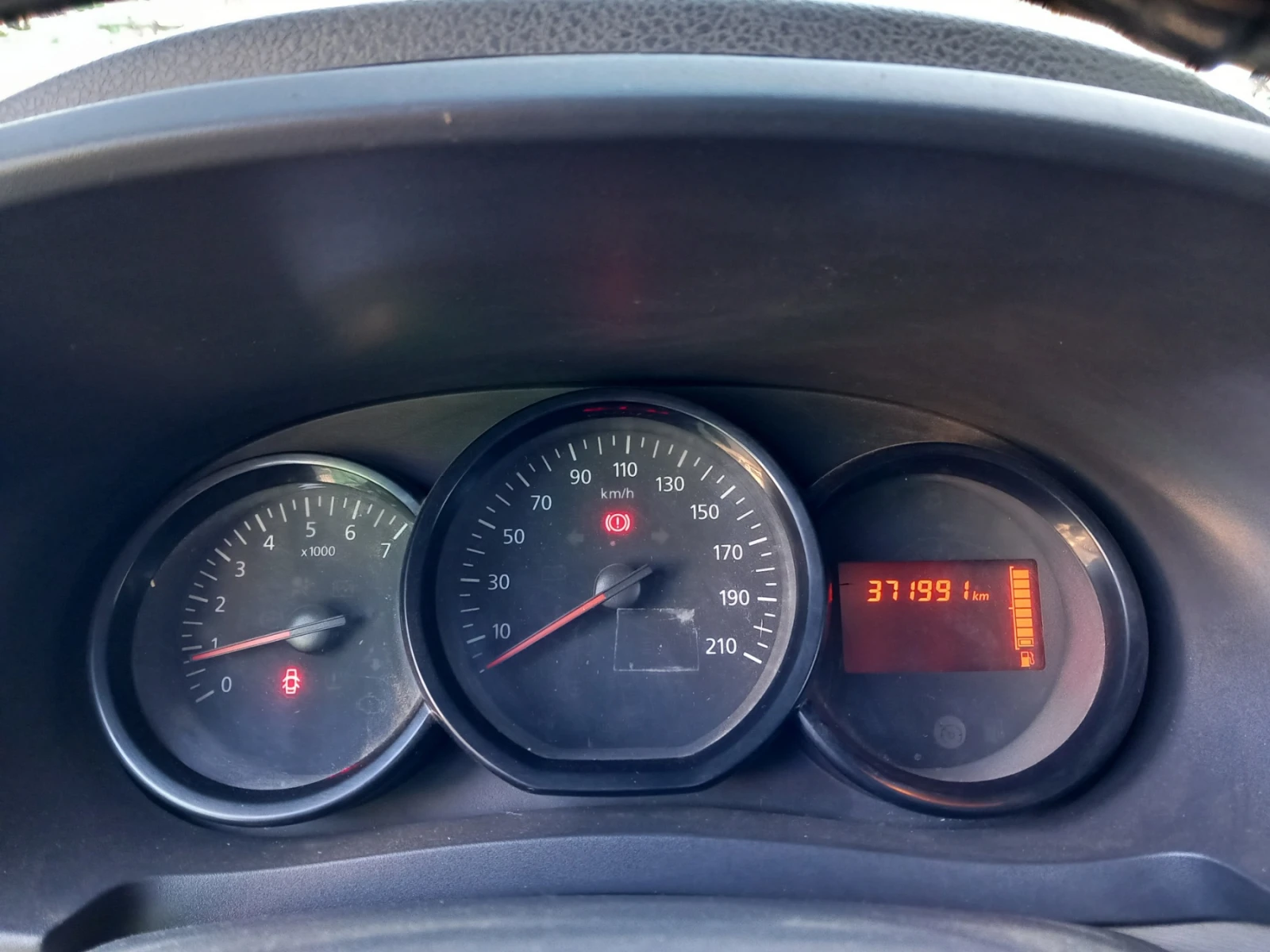 Dacia Dokker, снимка 9 - Автомобили и джипове - 53903499