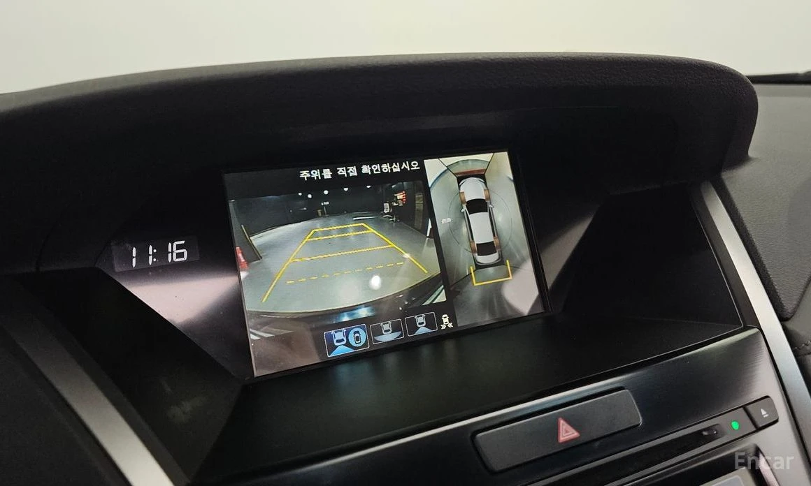 Honda Legend 3.5* ПОДГРЕВ* ОБДУХВАНЕ* КАМЕРА* LANE* ASSIST* , снимка 10 - Автомобили и джипове - 54196500