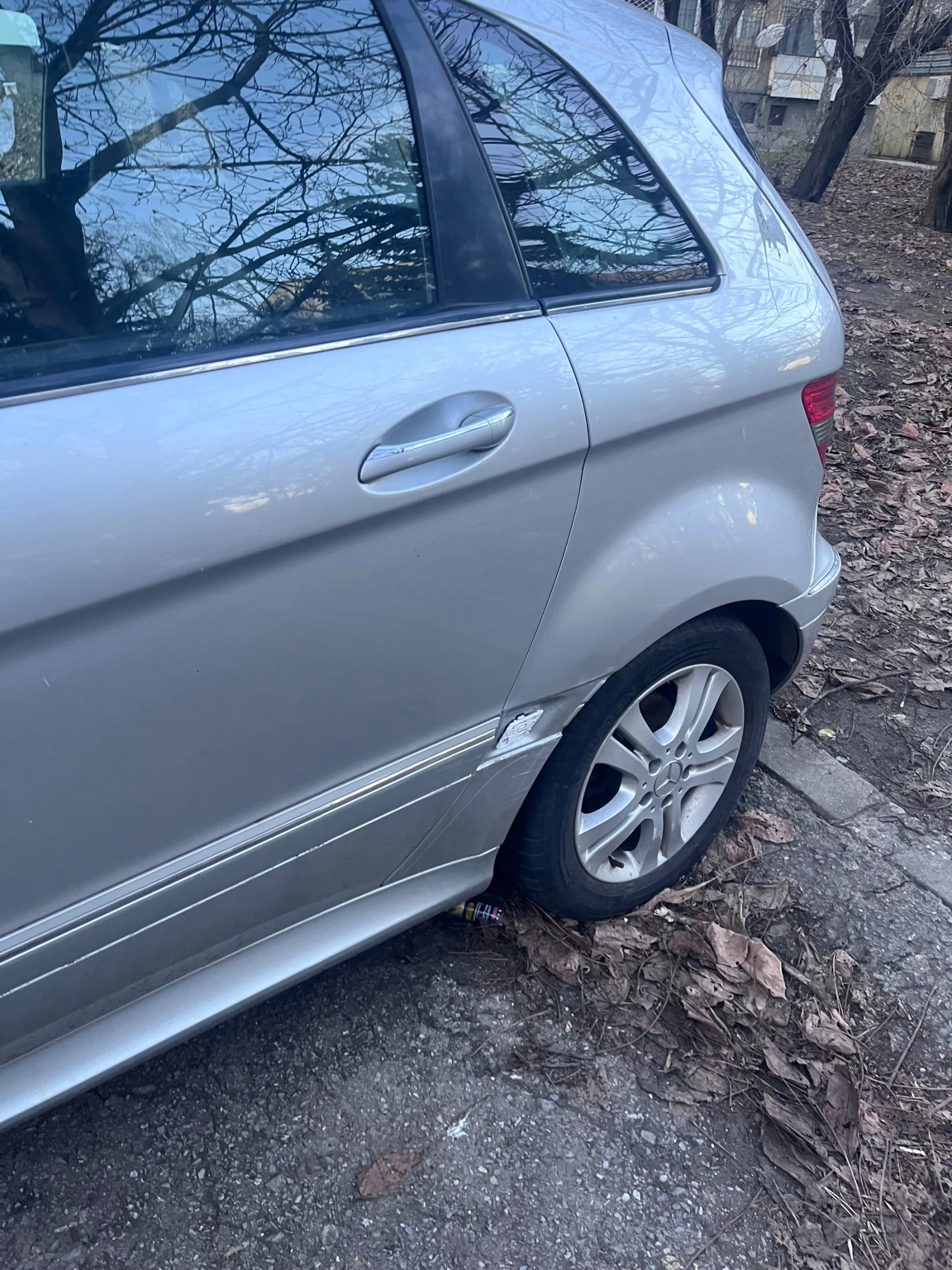 Mercedes-Benz B 180, снимка 6 - Автомобили и джипове - 54372455