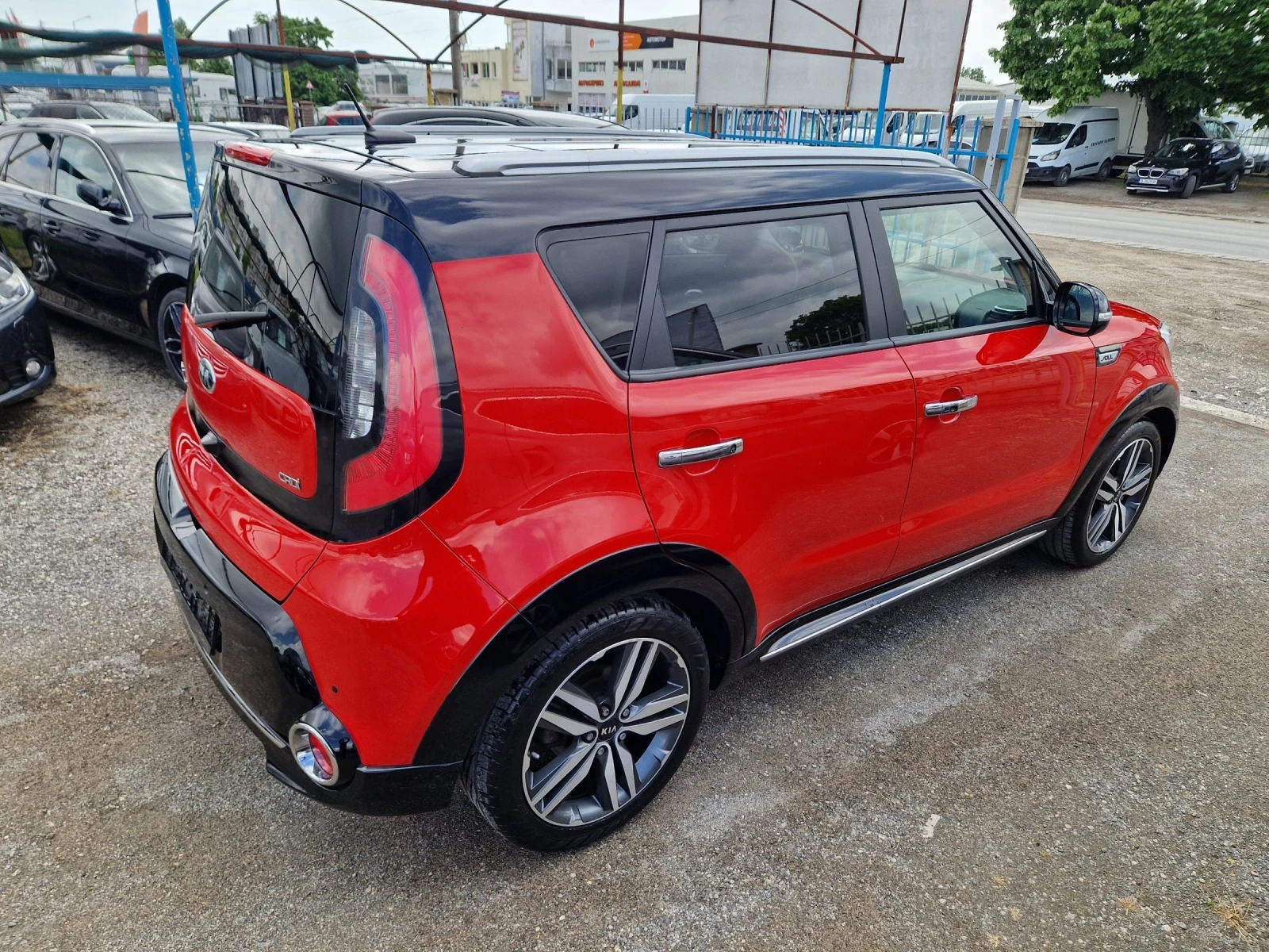 Kia Soul 1.6CRDi Фейслифт, снимка 3 - Автомобили и джипове - 54649112
