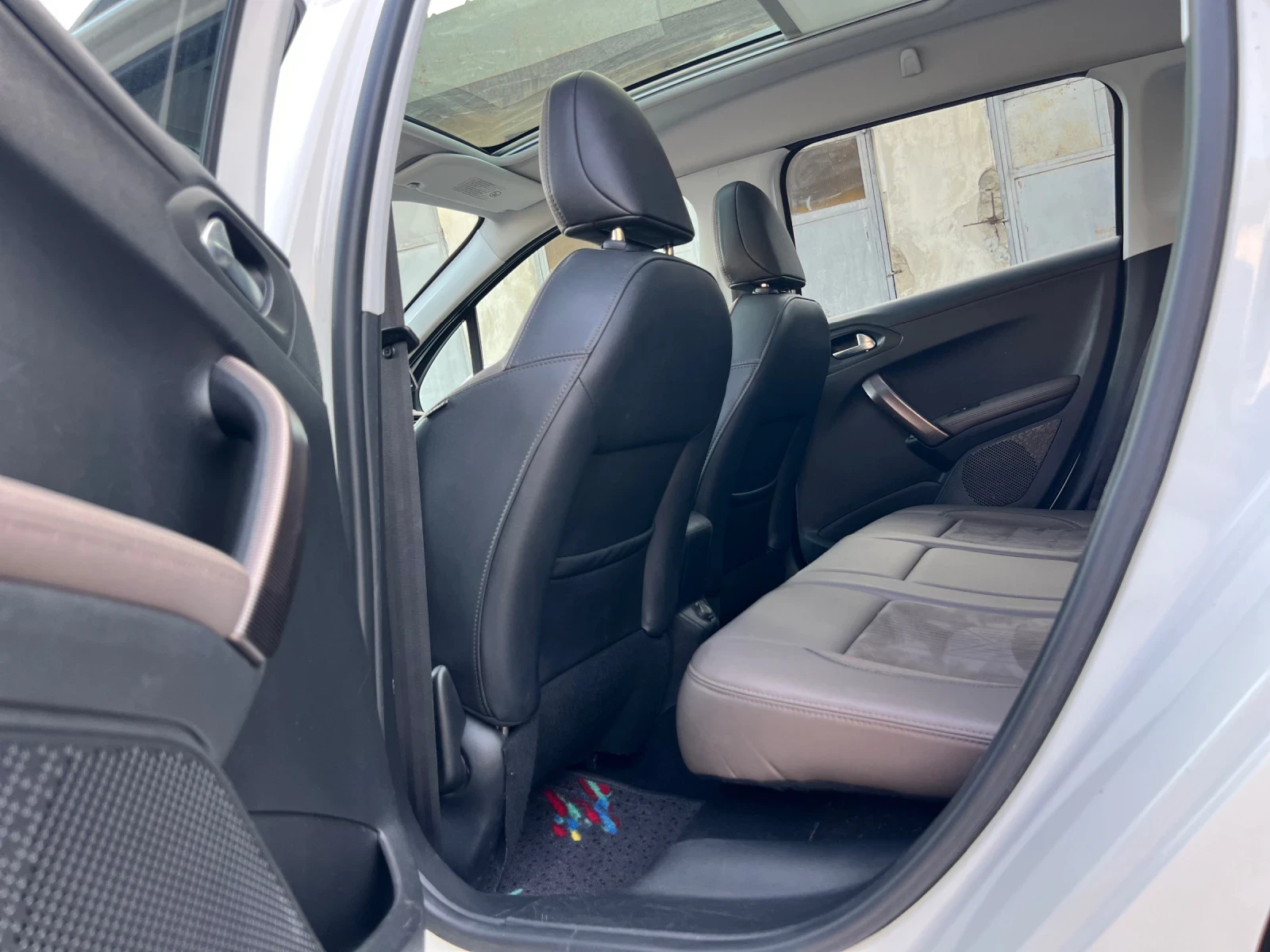 Peugeot 2008 PANORAMA NAVI KLIMATRONIC, снимка 14 - Автомобили и джипове - 54828971