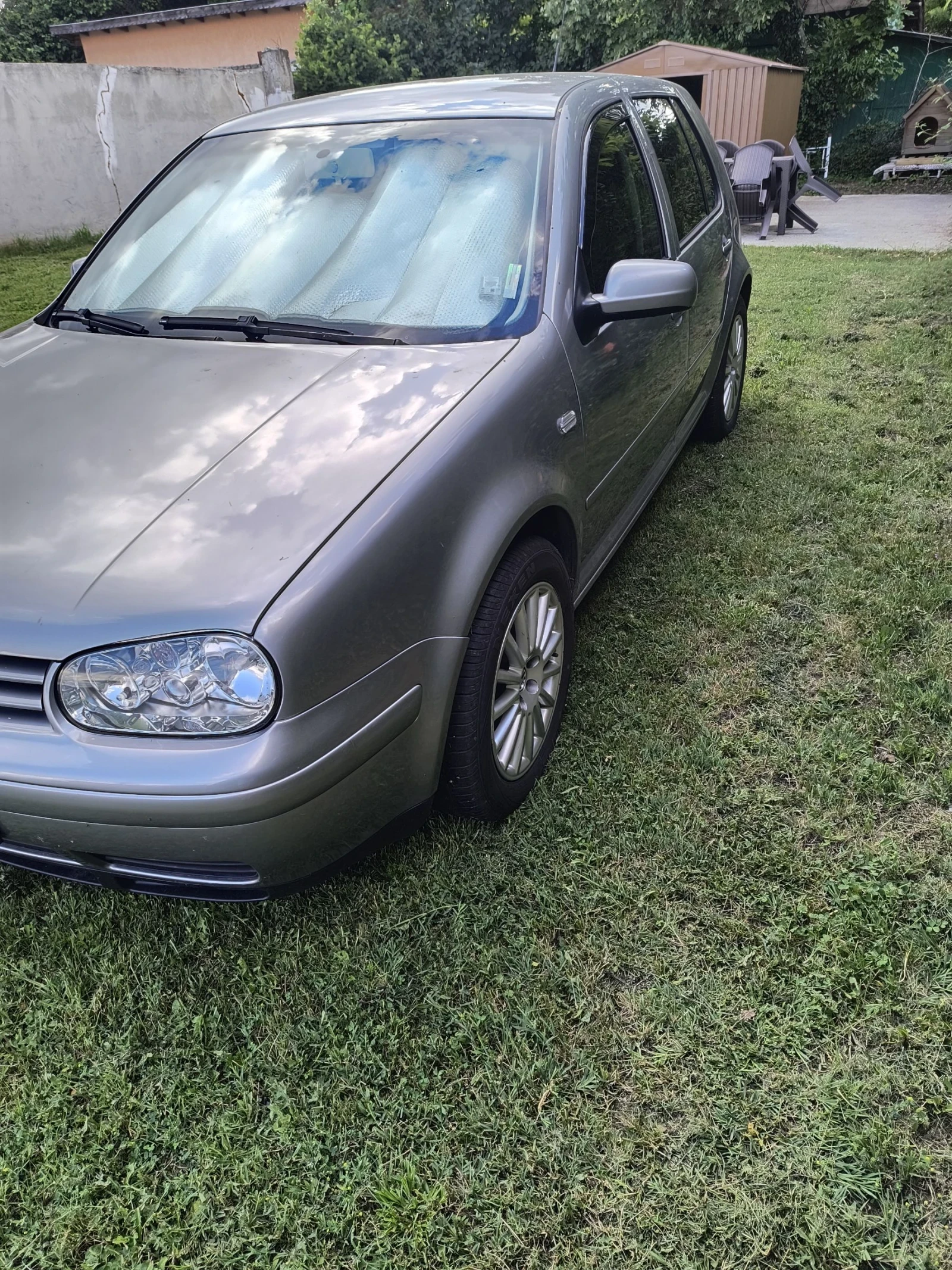 VW Golf 1.9 TDI, снимка 5 - Автомобили и джипове - 54842075