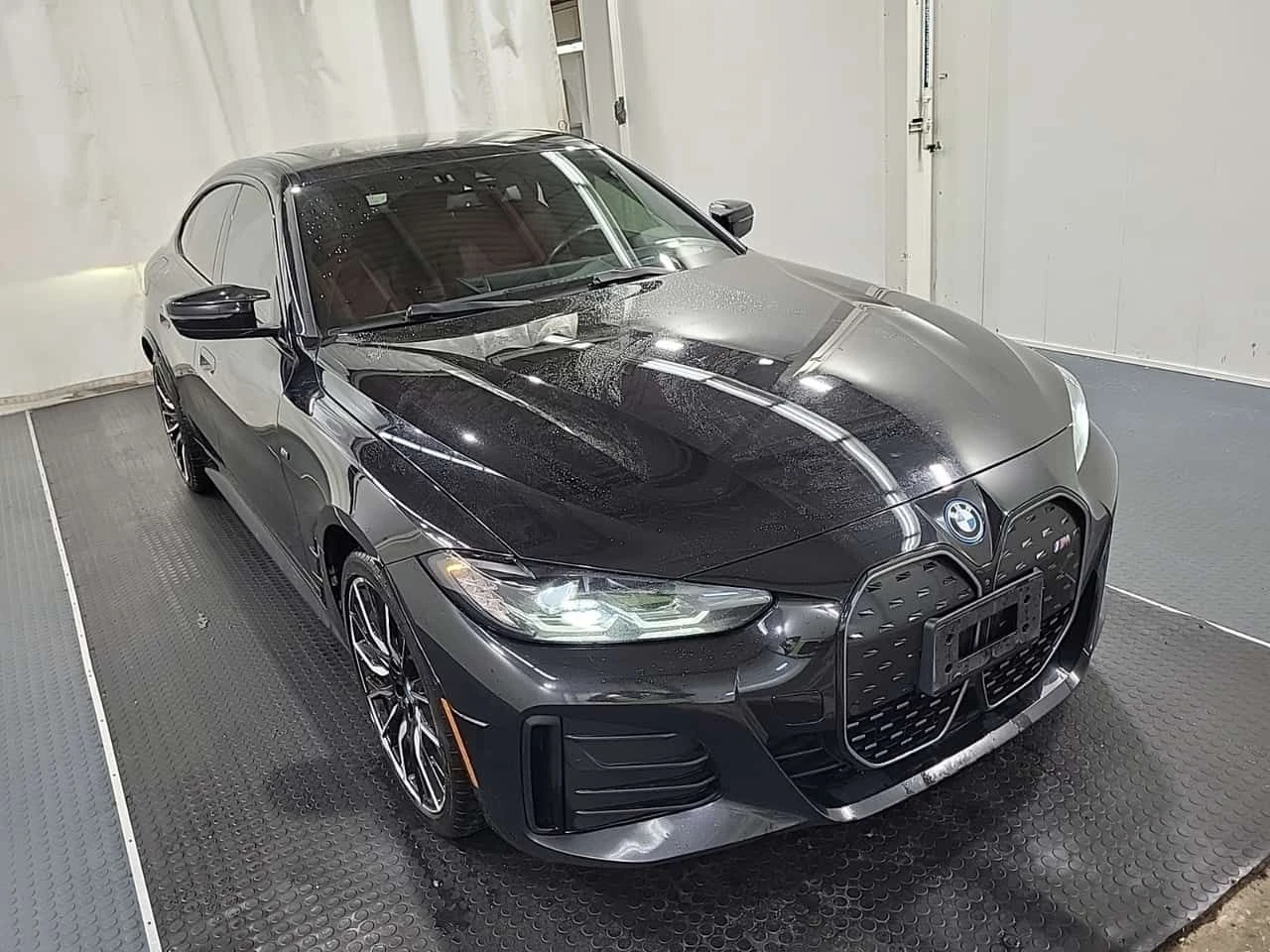 BMW i4 M50 | CARFAX | БЕЗ ПЪРВОНАЧАЛНА ВНОСКА, снимка 3 - Автомобили и джипове - 54963610