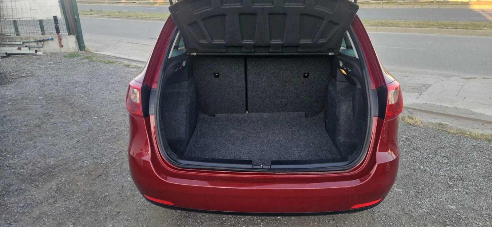 Seat Ibiza 1.2i 68HP. LPG ITALIA, снимка 3 - Автомобили и джипове - 55595638