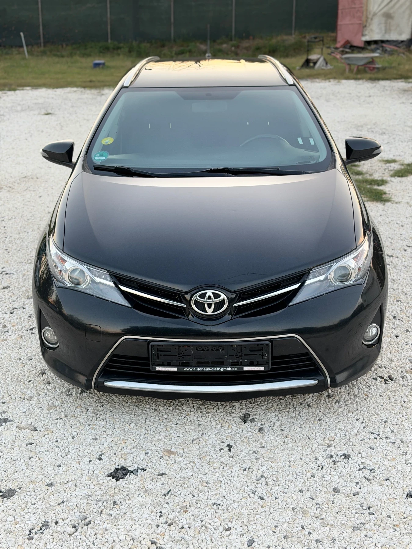 Toyota Auris 2.0 D-4D Life, снимка 2 - Автомобили и джипове - 55948756