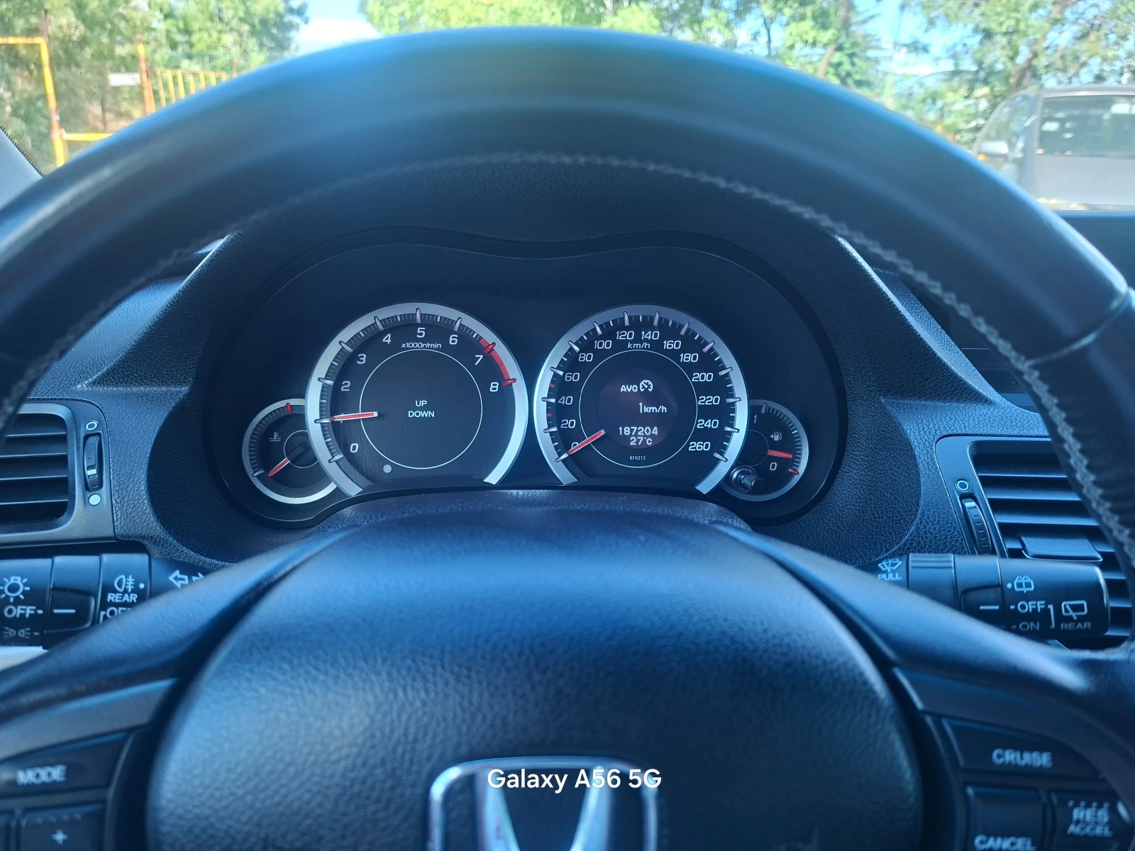 Honda Accord 2.0 Benzin 156 кс., снимка 12 - Автомобили и джипове - 55958262