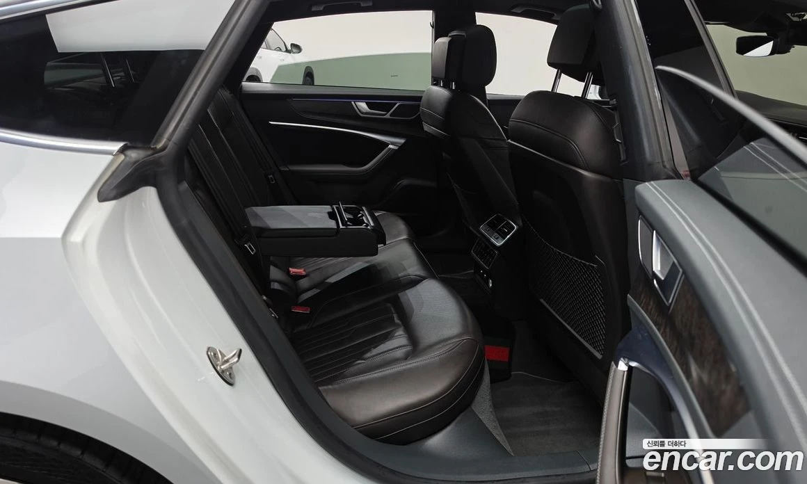 Audi A7 55 TFSI Quattro Premium, снимка 12 - Автомобили и джипове - 56151138