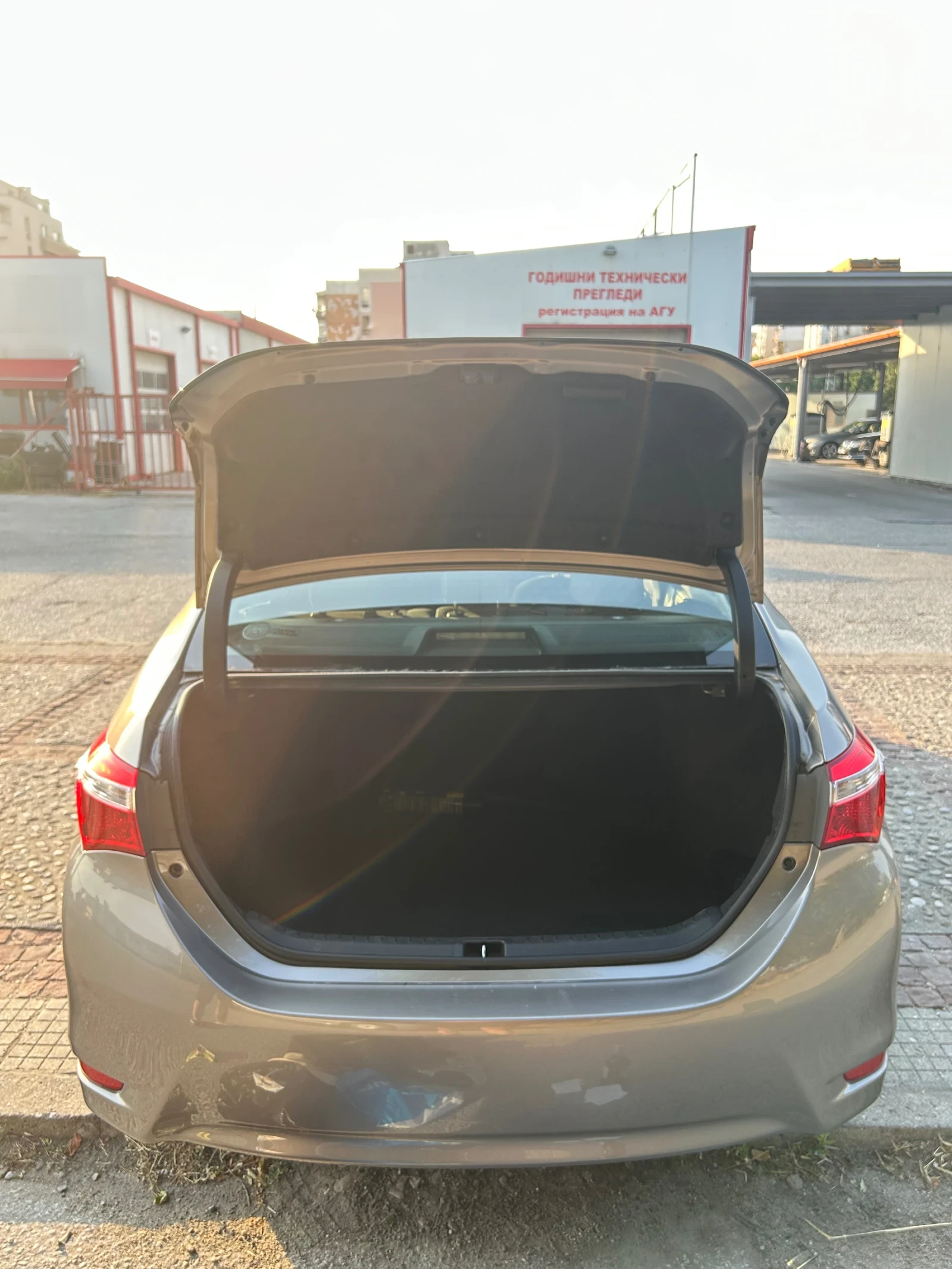 Toyota Corolla, снимка 4 - Автомобили и джипове - 56456763