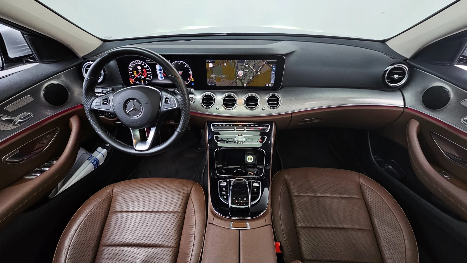 Mercedes-Benz E 350 d AMG-PACK * 360 * HUD * ����� | Mobile.bg � ����������� 7