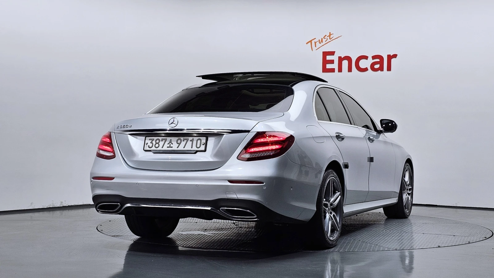 Mercedes-Benz E 350 d AMG-PACK * 360 * HUD * ����� | Mobile.bg � ����������� 3