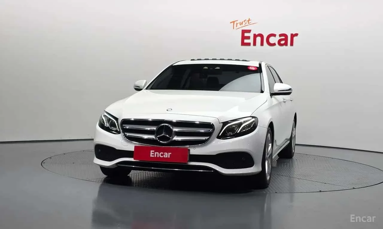 Mercedes-Benz E 220 * E220d Avantgarde * , снимка 3 - Автомобили и джипове - 56594537