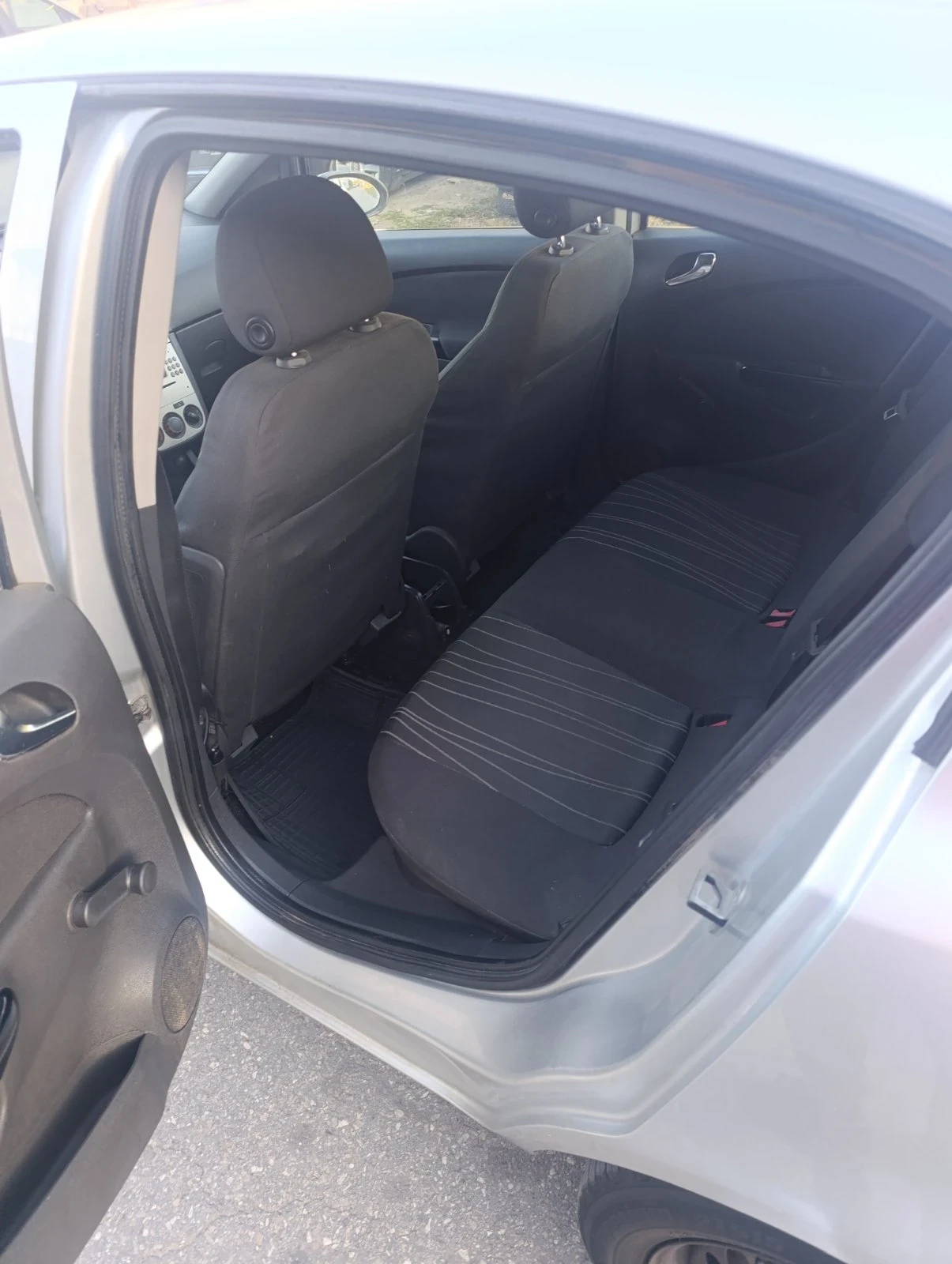 Opel Corsa, снимка 5 - Автомобили и джипове - 56637604