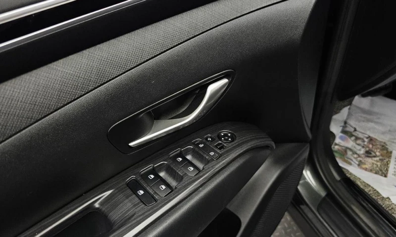 Hyundai Tucson Gasoline 1.6 Turbo 2WD Premium, снимка 13 - Автомобили и джипове - 52069609