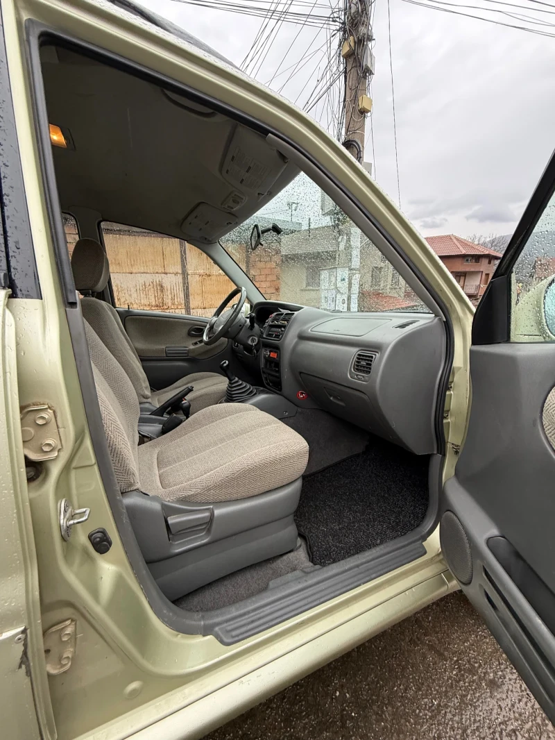 Suzuki Grand vitara 2.5L/ V6/ БЕНЗИН/ГАЗ, снимка 8 - Автомобили и джипове - 52456533