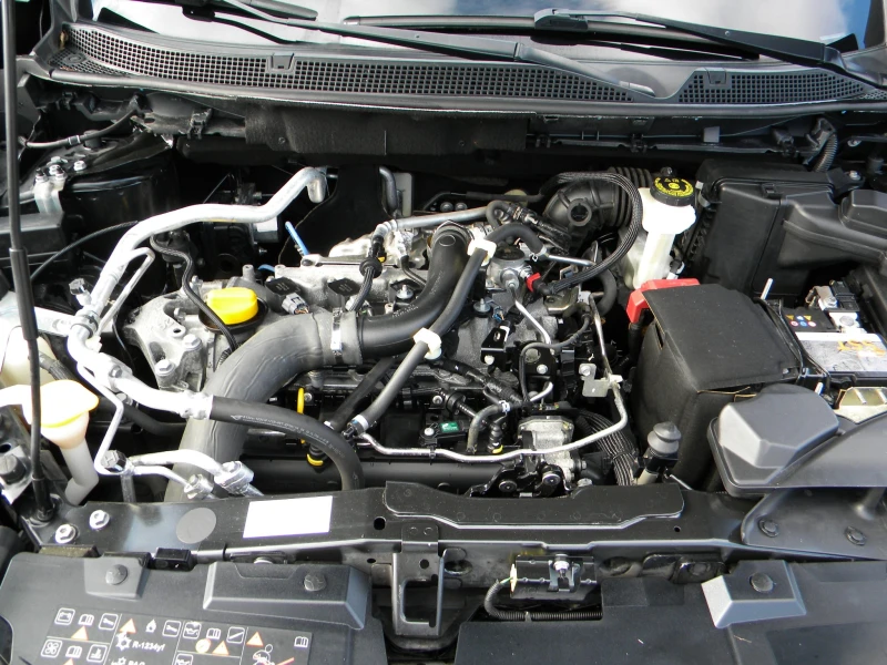 Renault Kadjar 80000km* 1.2TCE BOSE-6ck* KATO НОВ* EURO6B, снимка 9 - Автомобили и джипове - 53497292