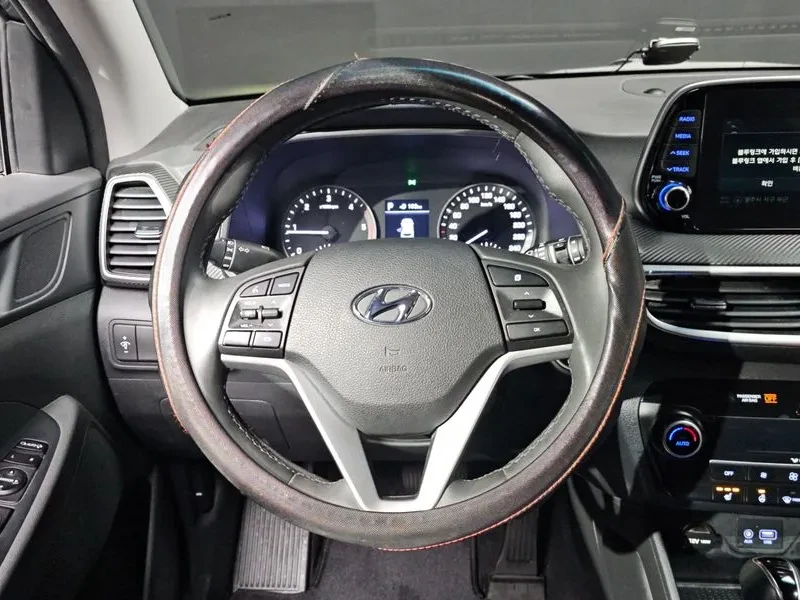 Hyundai Tucson 1.6 CRDi   2019   Автоматик   74 000 км   ТОП ЦЕНА, снимка 13 - Автомобили и джипове - 55132713