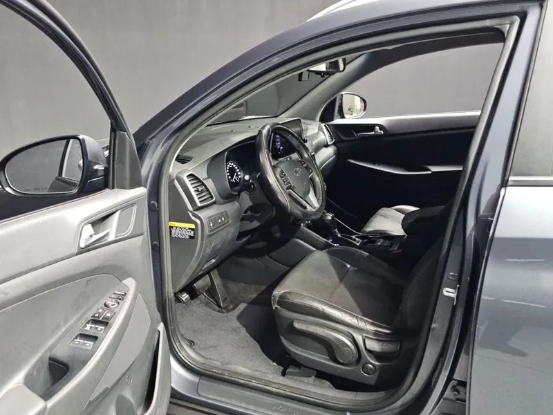 Hyundai Tucson 1.6 CRDi   2019   Автоматик   74 000 км   ТОП ЦЕНА, снимка 9 - Автомобили и джипове - 55132713