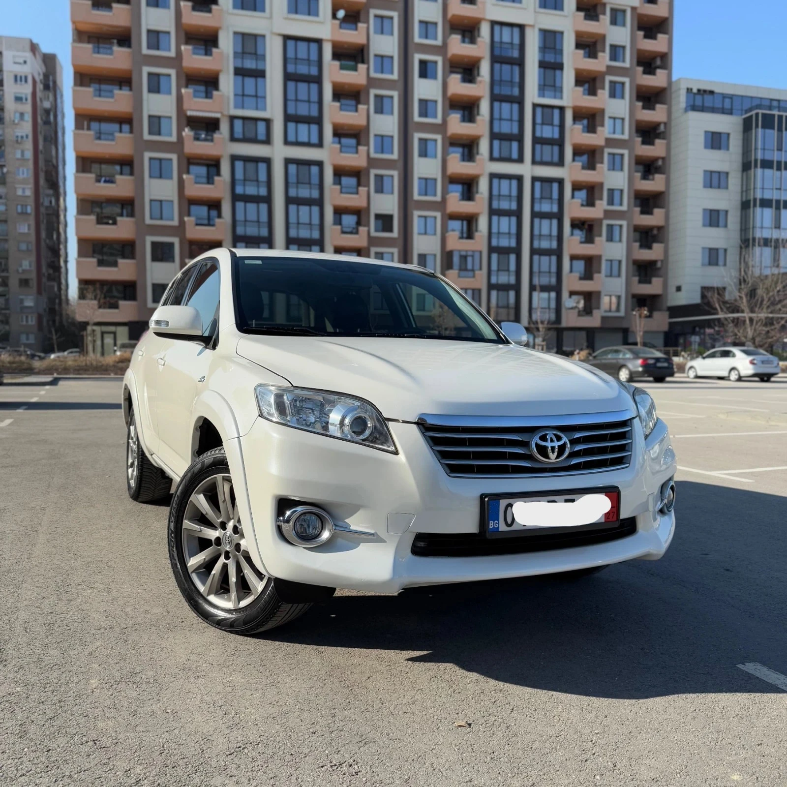 Toyota Rav4 2.2 D-CAT KEYLESS, NAVI, КАМЕРА, ПОДГРЕВ - изображение 5