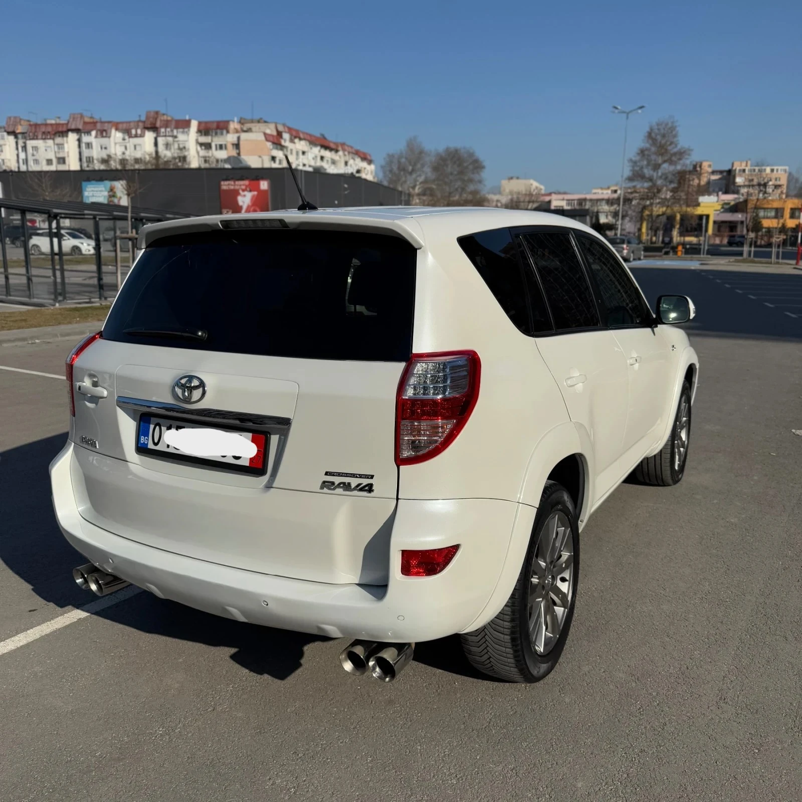 Toyota Rav4 2.2 D-CAT KEYLESS, NAVI, КАМЕРА, ПОДГРЕВ - изображение 3