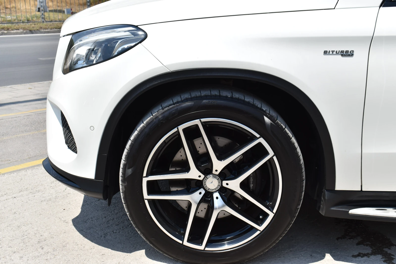 Mercedes-Benz GLE 43 AMG AMG-LINE* FULL-LED - изображение 4