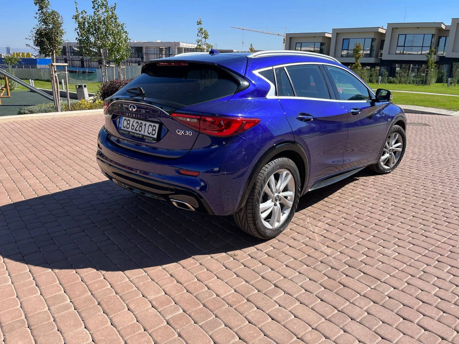 Infiniti QX30 2.0t  - изображение 4